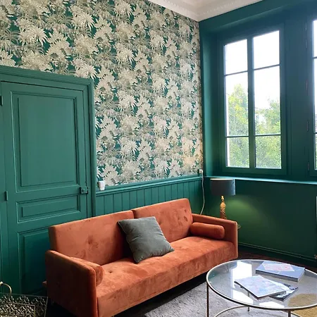 Casa - D'hotes & לינה וארוחת בוקר Aspet