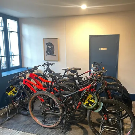 Casa - D'hotes & לינה וארוחת בוקר 3*