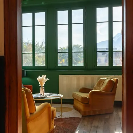 Casa - D'hôtes&spa Couette-café 3*
