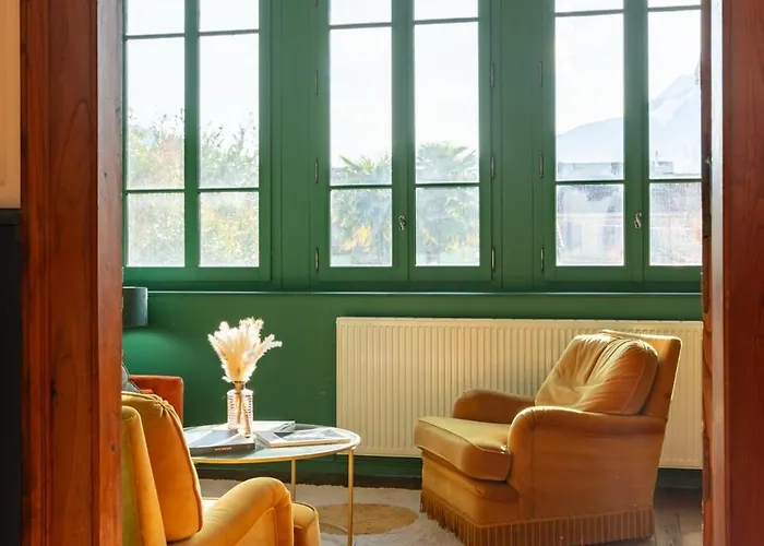 Alojamento de Acomodação e Pequeno-almoço Casa - D'hôtes&spa Aspet